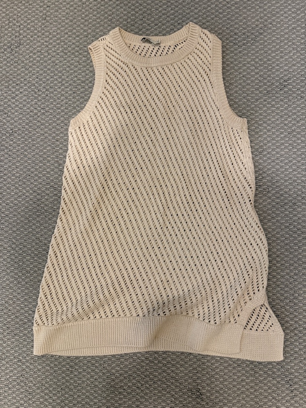 Vince Cream Open-Knit Sweater Vest sz M